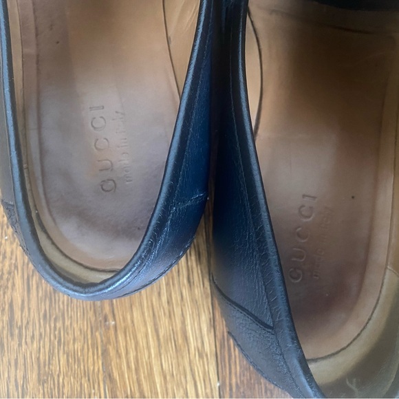 Gucci Black Leather Loafers with Silver Buckle - Picture 5 of 7